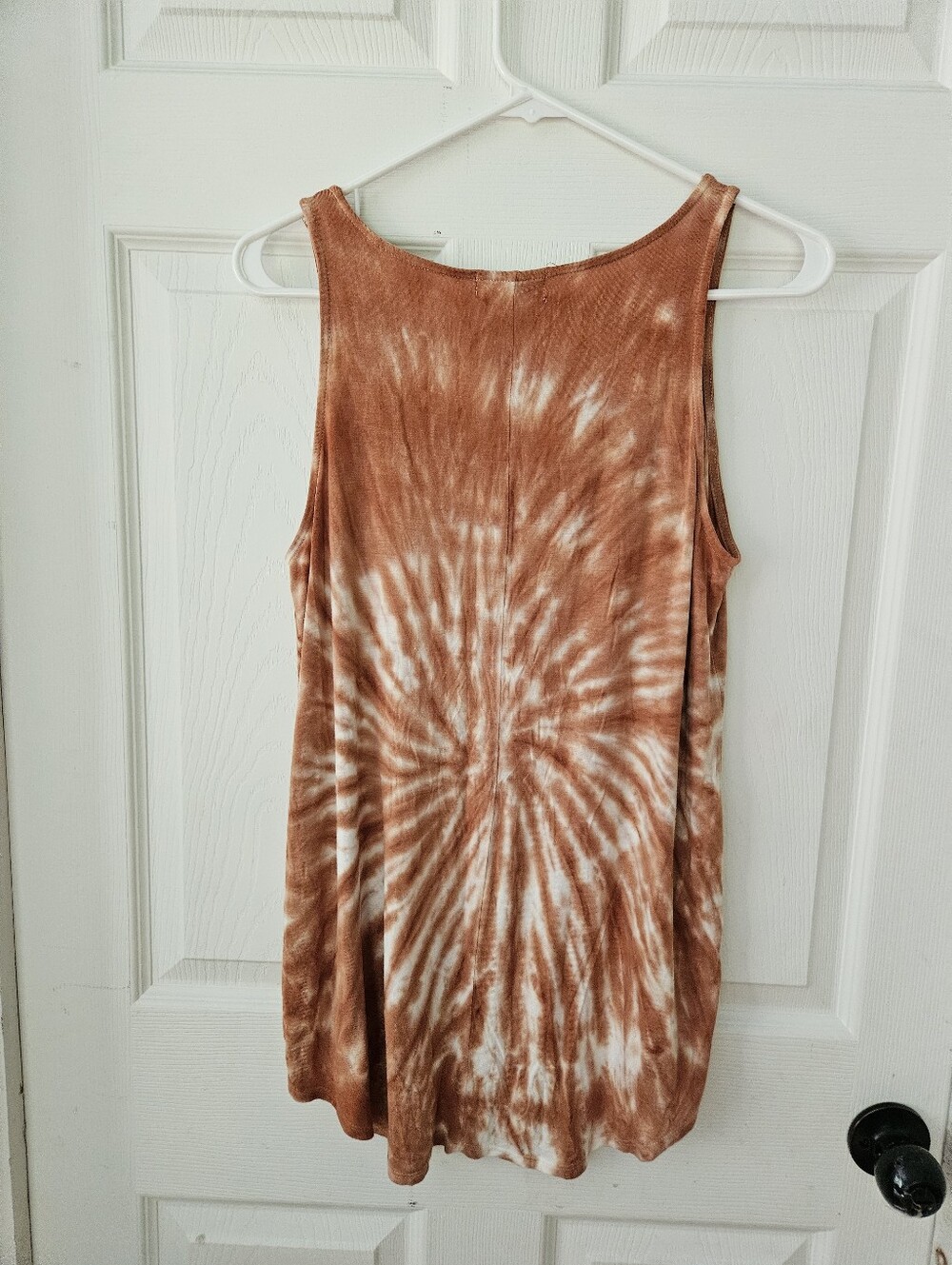 Zenana Outfitters Rust and White Spiral Tie-Dye Tank - Picture 3 of 3